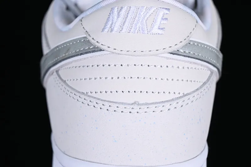 All Categories Nk SB Dunk Series Nk SB Dunk Low Low-top sneakers C version Concepts x Nk Dunk Low Pro SB "White lobster" full-layer white lobster SB low-top sports and leisure sneakers FD8776-100